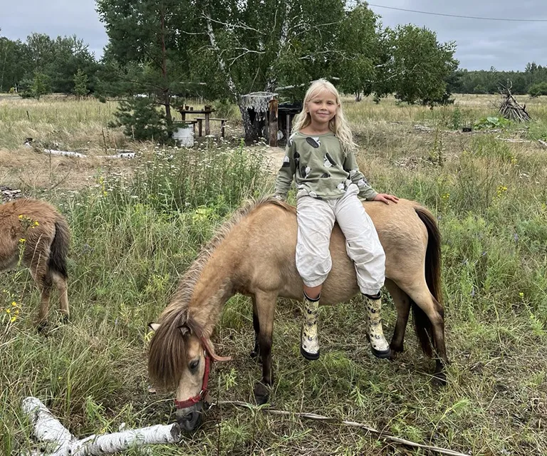 poni-slider-4_result